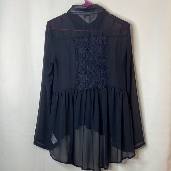 Olsenboye A Gorgeous Black Sheer Button Down Blouse with Faux Leather - Size: S - Picture 2 of 15